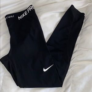 NWOT Nike Pro Leggings